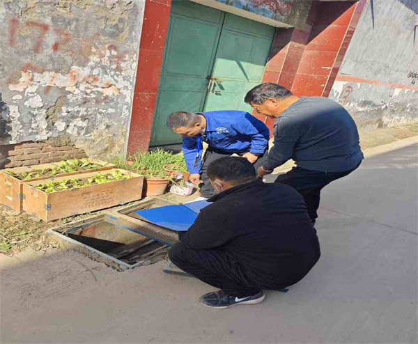 貼心服務(wù)暖民心  供水保障零距離   ——周口銀龍水務(wù)流動(dòng)服務(wù)進(jìn)社區(qū)，精準(zhǔn)破解城鄉(xiāng)用水難題